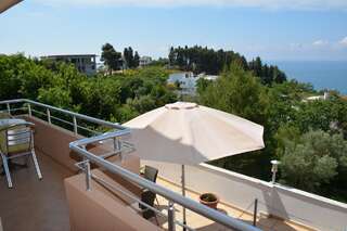 Апартаменты Guest House Evropa 2 Улцинь Апартаменты с 2 спальнями и видом на море-5