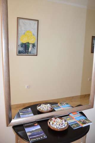 Апартаменты Guest House Evropa 2 Улцинь Апартаменты с 2 спальнями и видом на море-9